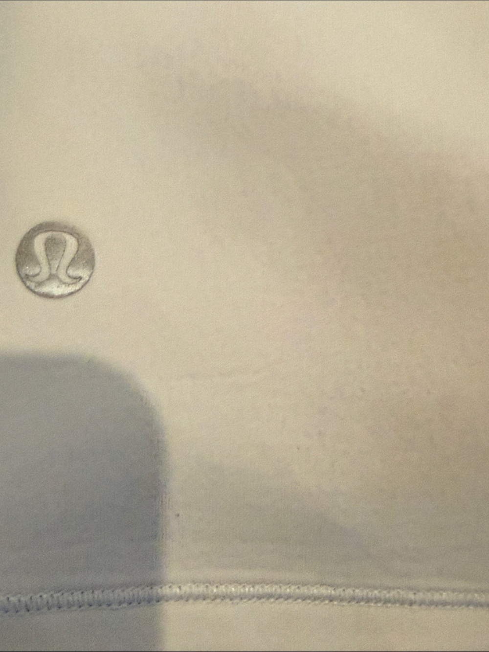 Lululemon Women's AirWrap Pullover Mock-Neck - Size 8 - Picture 6 of 7